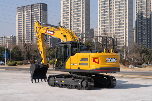 Гусеничный экскаватор XCMG XE225GN